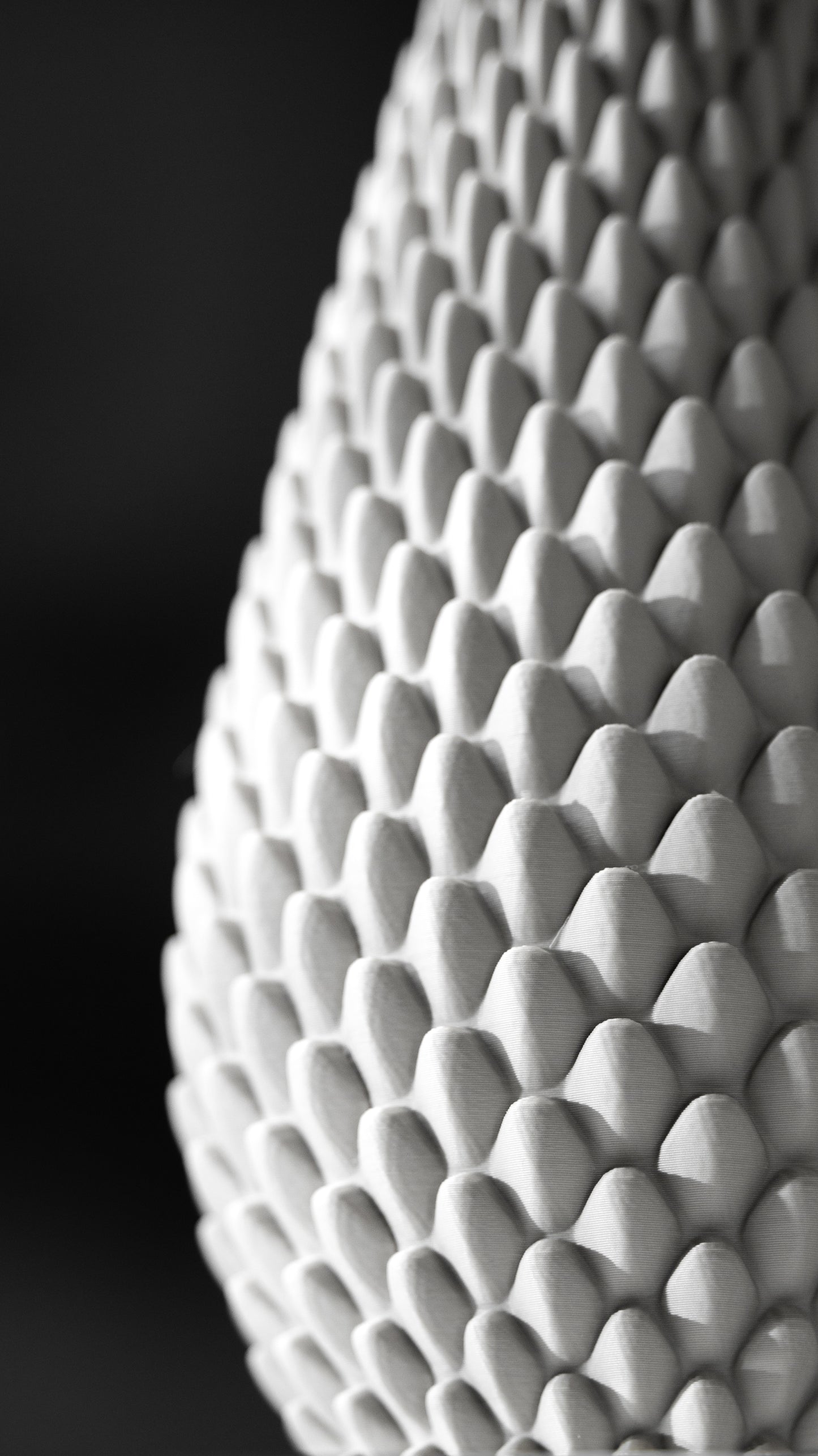 DRAGONSCALE VASE (Variant 1)