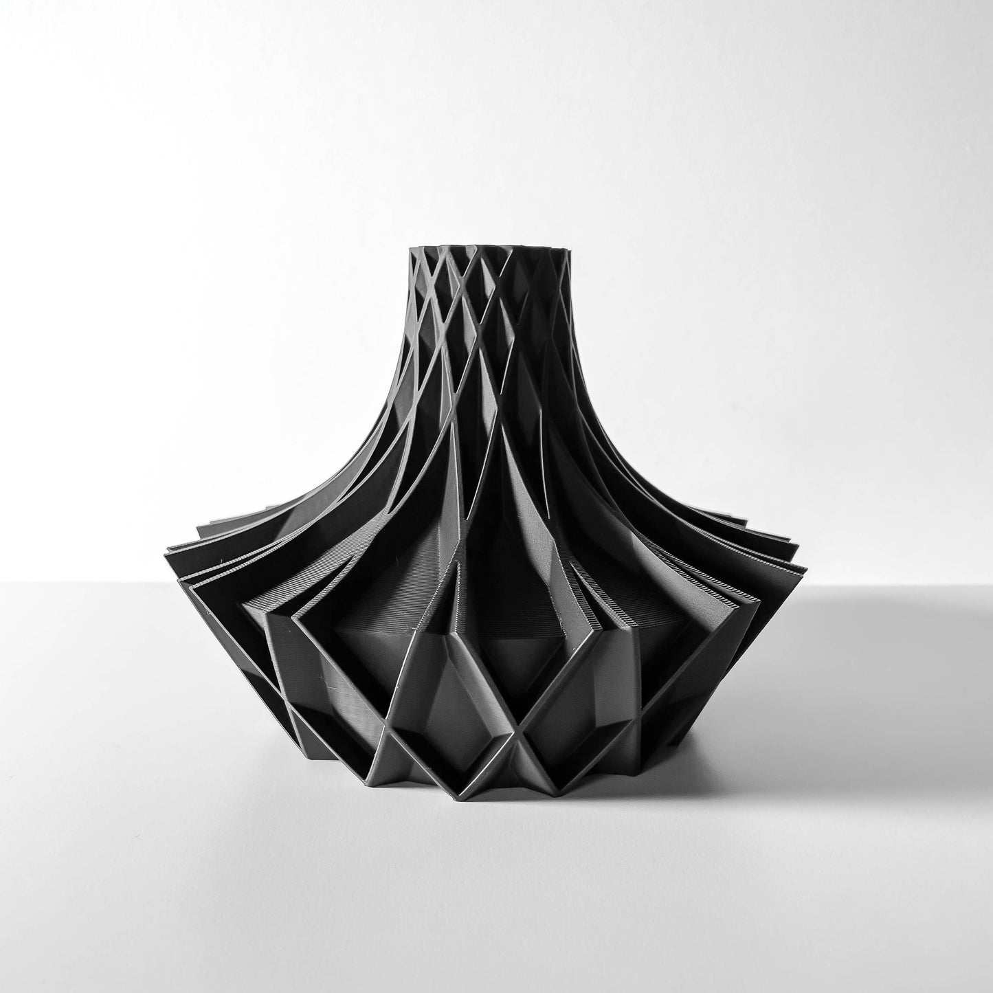 ARKAN Vase